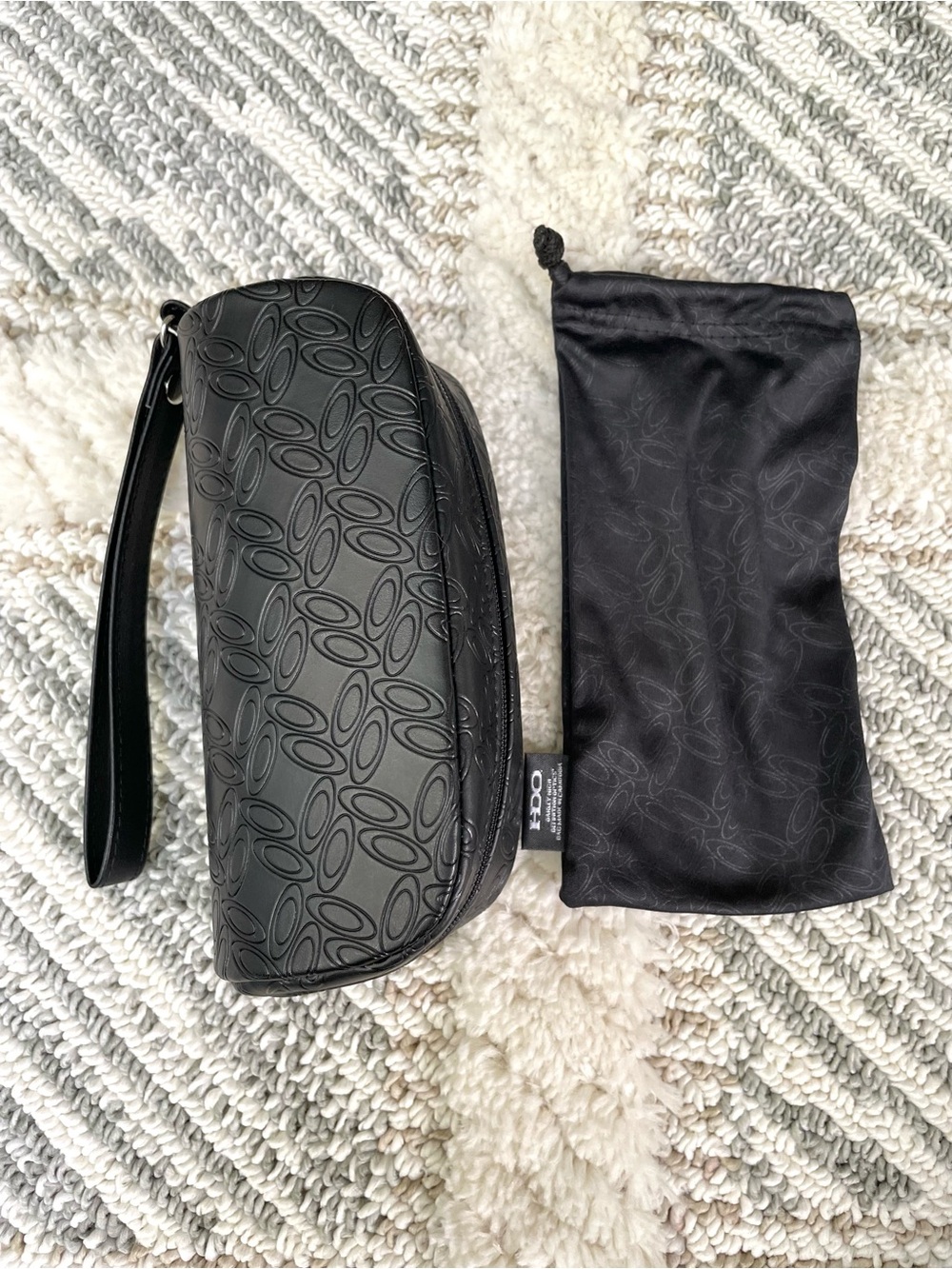 Oakley Black Embossed Wristlet Sunglass Case with Drawstring Pouch